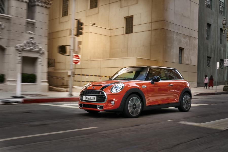  Mini Cooper S (F56) 2018 года  (WW) (фото 66 из 196)